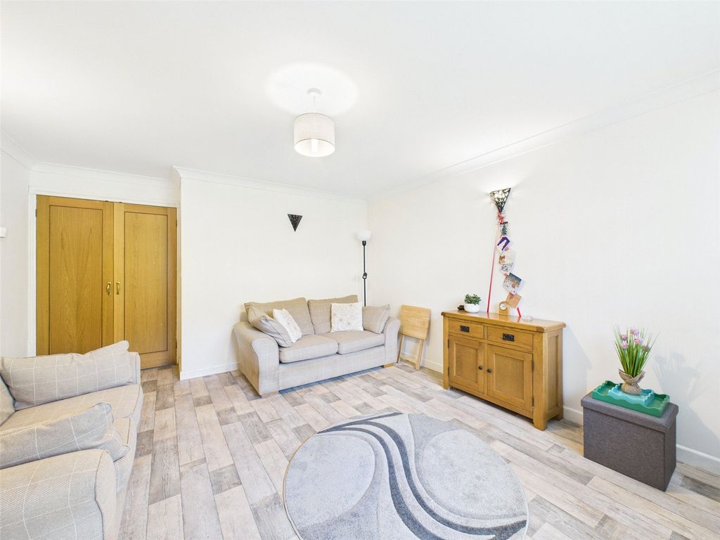 Property photo 3 of 15 Living Room