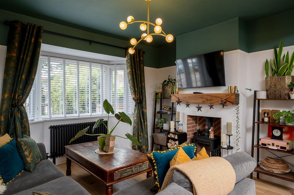 Property photo 2 of 16 Vkdkxjignew_Afu-6Elheg.Jpg