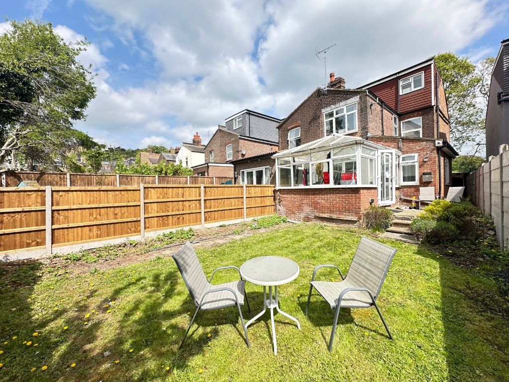 Property photo 1 of 9 4487160