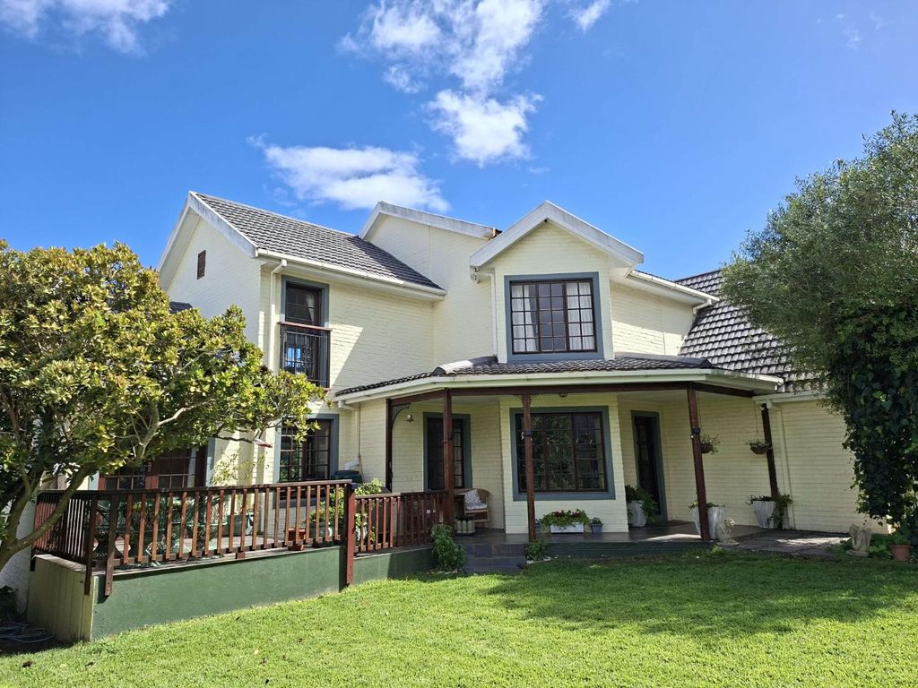 Property photo 1 of 43