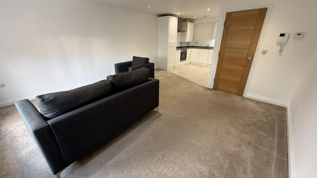 Property photo 2 of 15 Img_4350.Jpeg