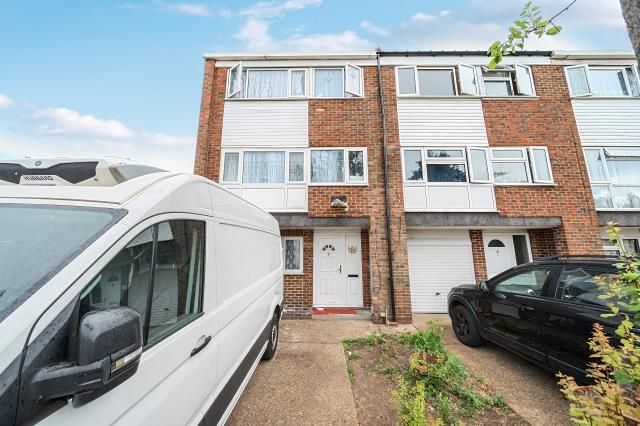 Property photo 1 of 14 External View