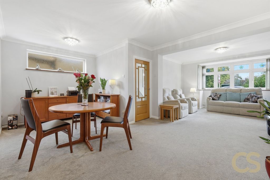 Property photo 3 of 20 5259753