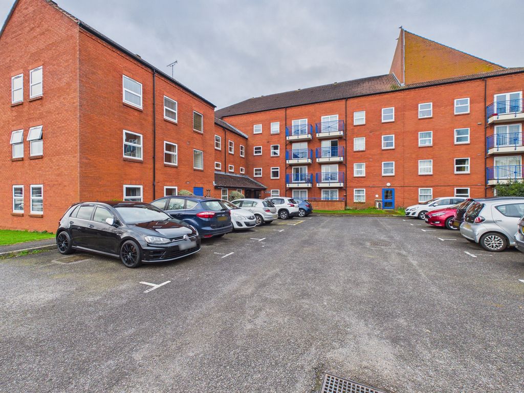 Property photo 1 of 7