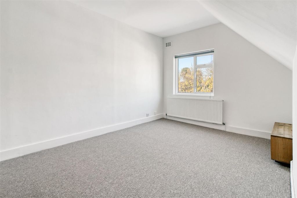 Property photo 3 of 16 Img_1281_11.Jpg