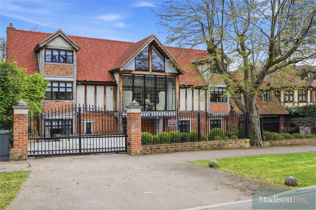 Property photo 1 of 83 Picture No. 60