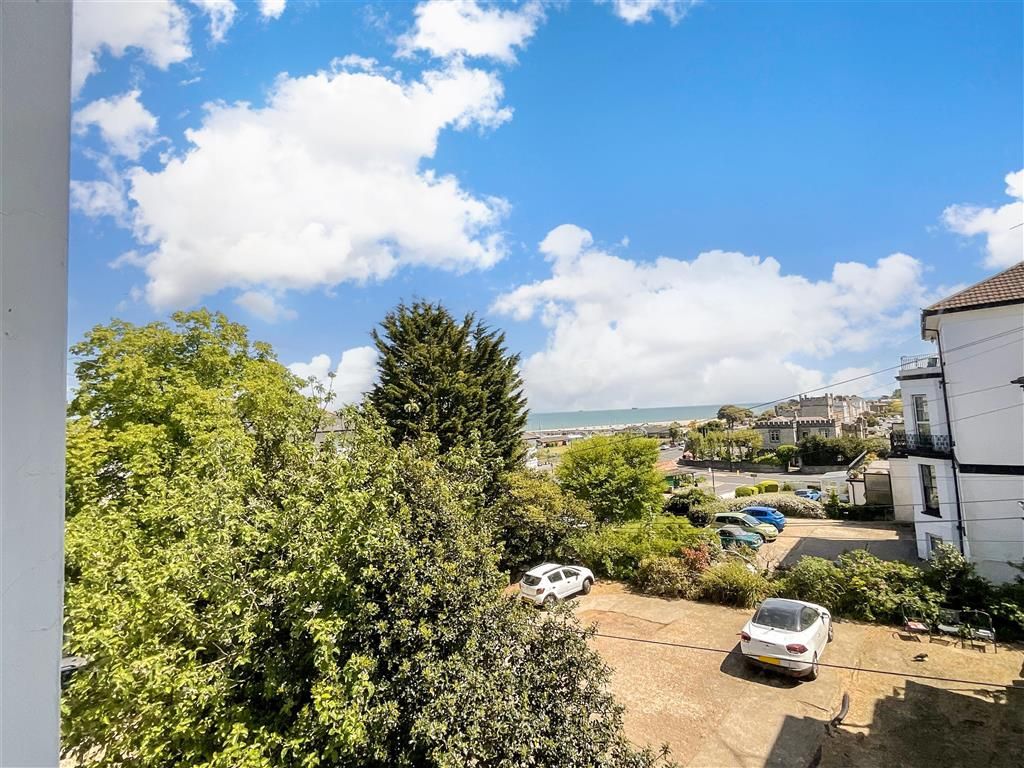 Property photo 2 of 13 Seaview