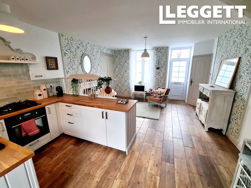 Property photo 3 of 10