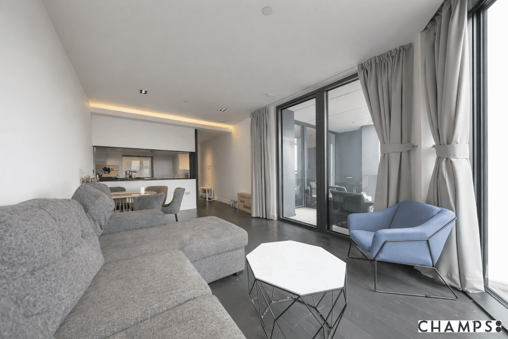 Property photo 1 of 10 2 Bed Flat To Rent Amory Tower, London E14