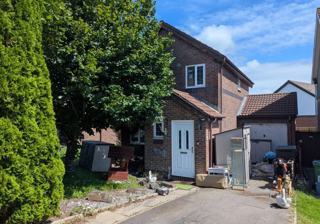 Property photo 1 of 12