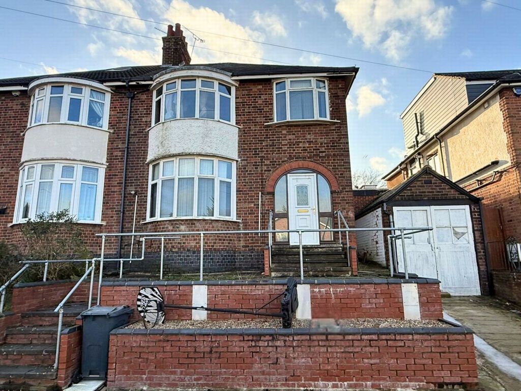 Property photo 1 of 5 Front