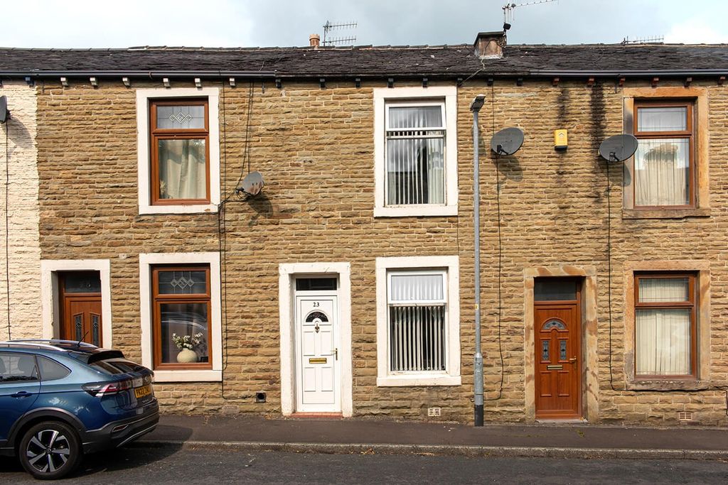 Property photo 1 of 11 4179000
