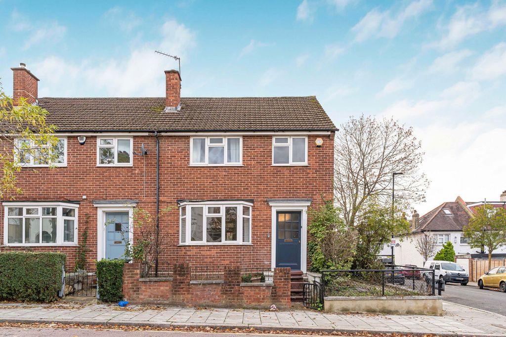 Property photo 1 of 17