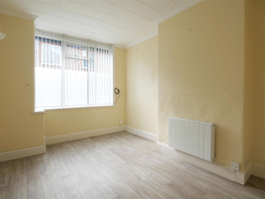 Property photo 2 of 14 l (11).Png