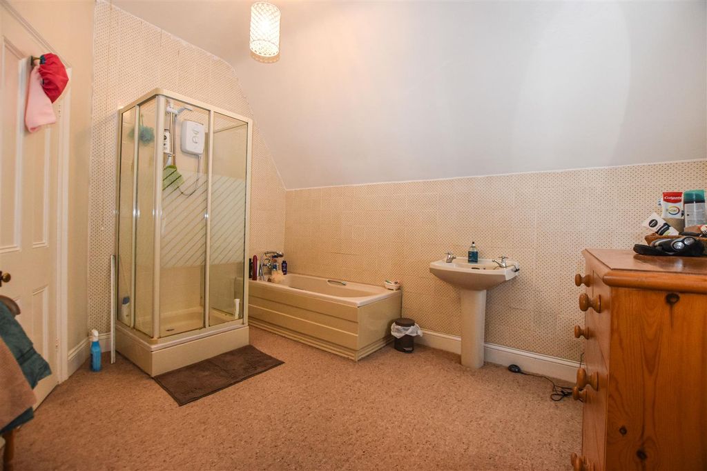 Additional image 10 of 4 bed maisonette for saleSouth Lane, Hessle HU13