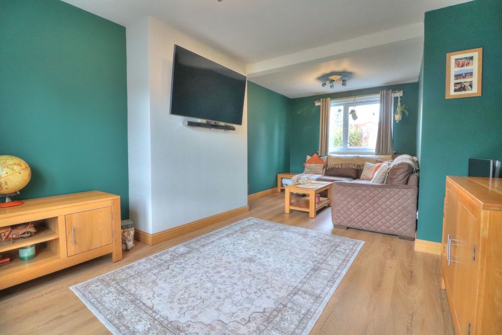 Property photo 2 of 15 Img_6328_29_30