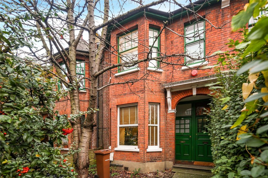 Property photo 1 of 10 Exterior