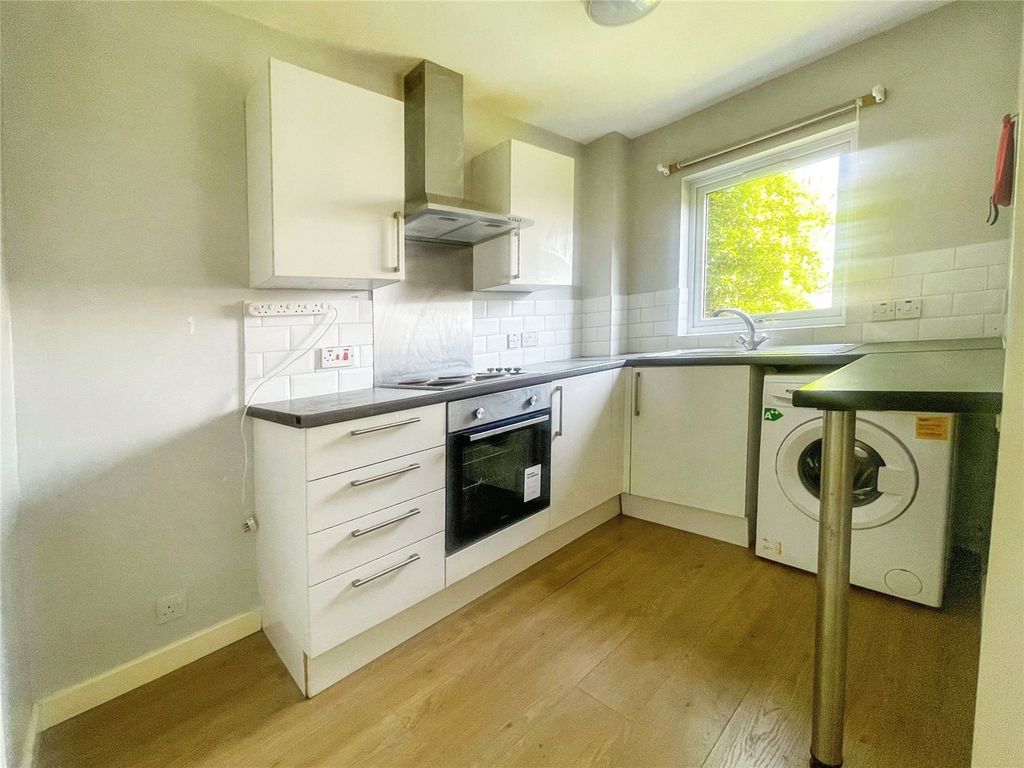 Property photo 2 of 6 Picture No. 03
