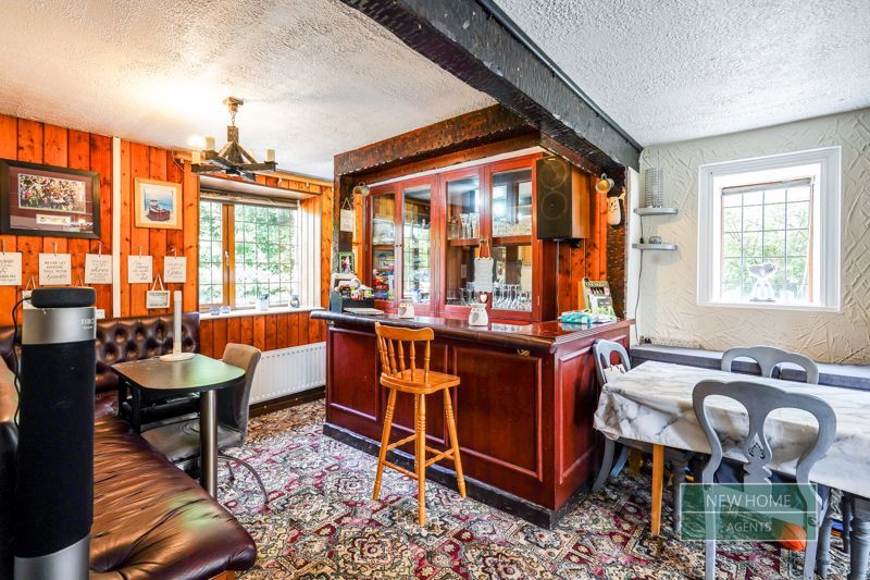 Property photo 3 of 57 Photo 6