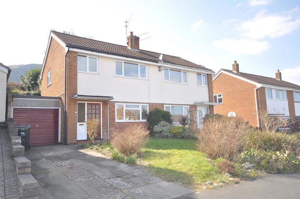 Property photo 1 of 11 Front