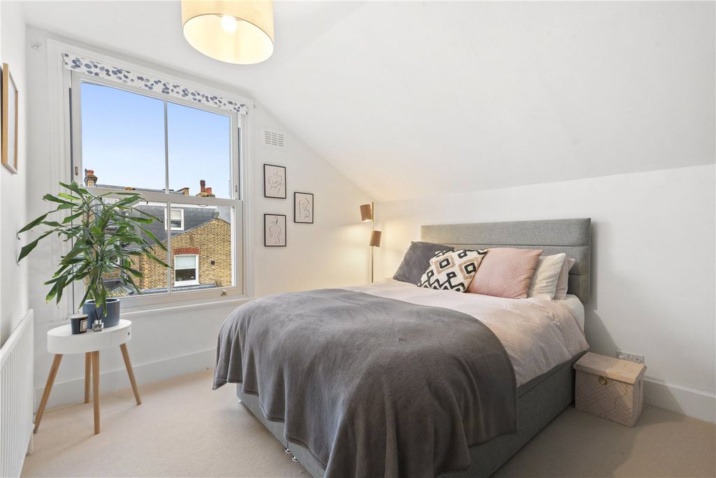 Property photo 3 of 14 Picture No. 13