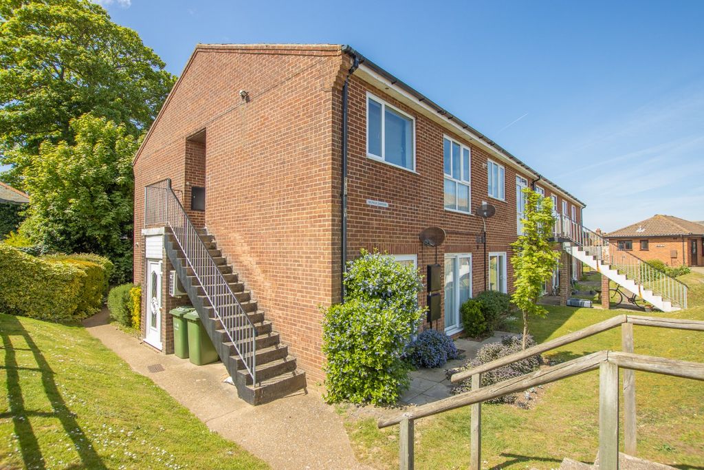 Property photo 1 of 9 4542750
