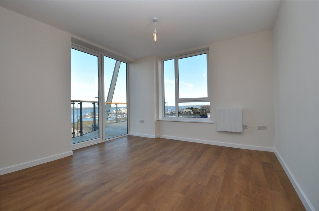 Property photo 1 of 5 Picture No. 05