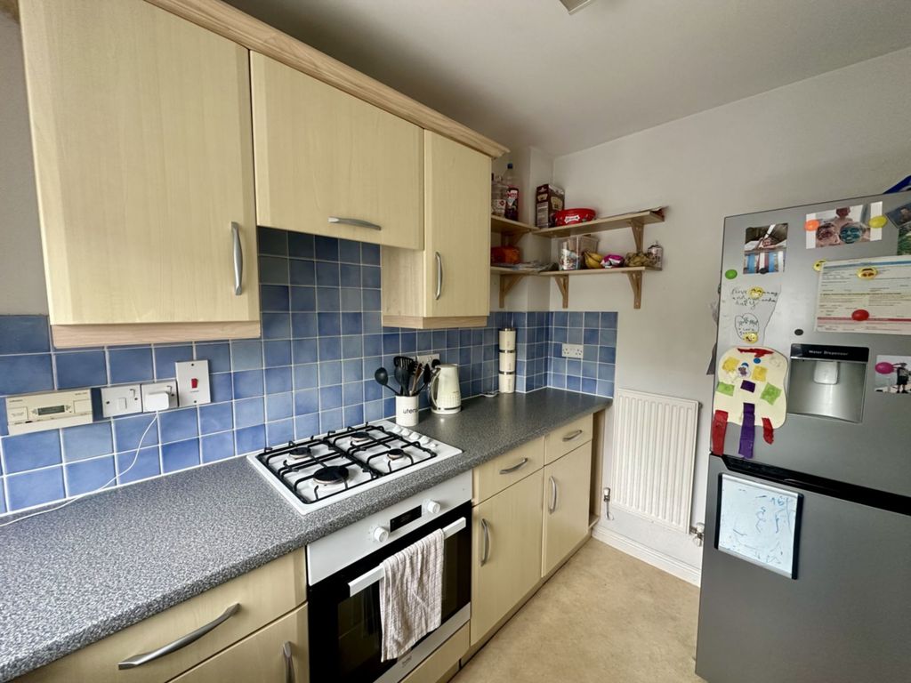 Property photo 3 of 15 Photo 2