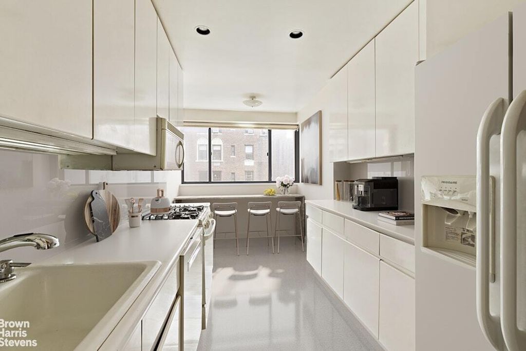 Property photo 3 of 9 <Alttext/>