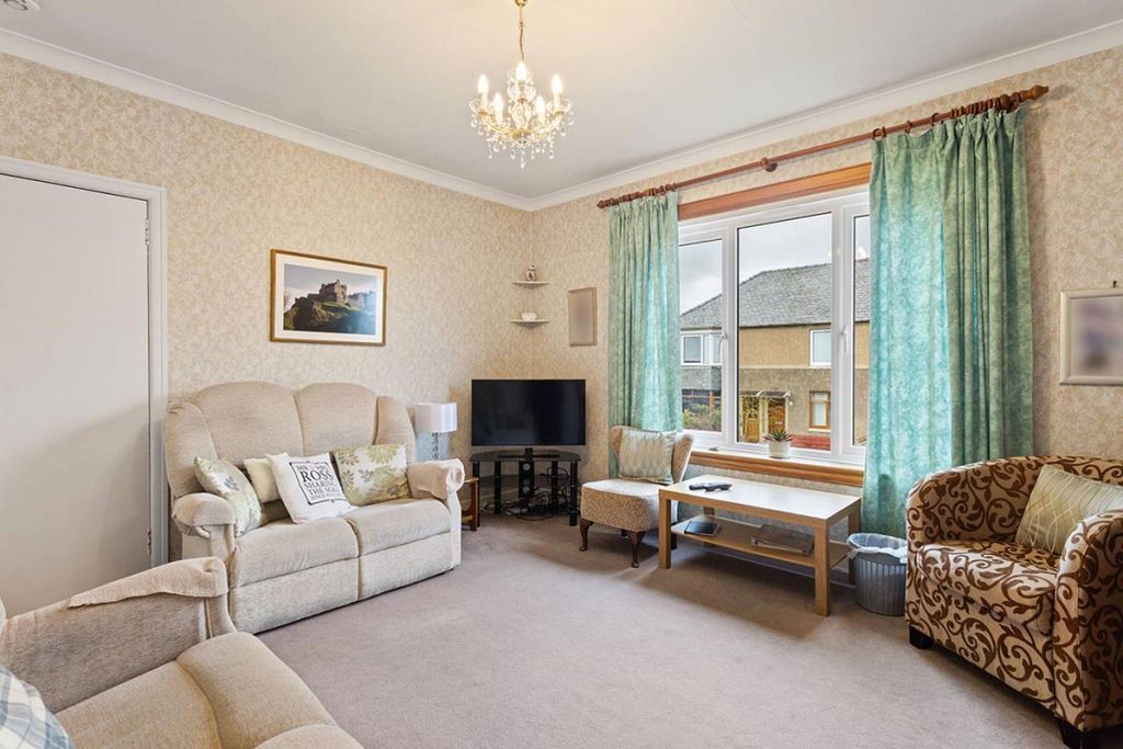 Property photo 2 of 19