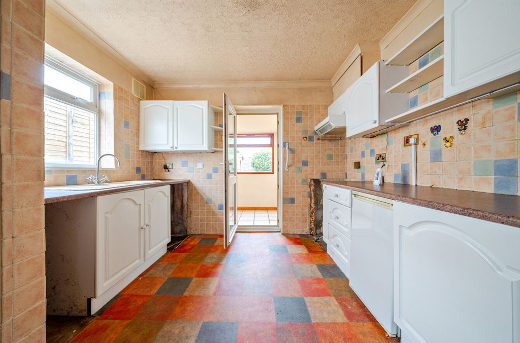 Property photo 2 of 22 5-681A2E3Eb1B0c-1...