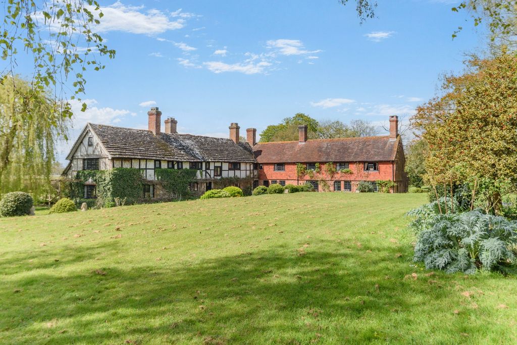 Property photo 2 of 28 Hoes Farmhouse