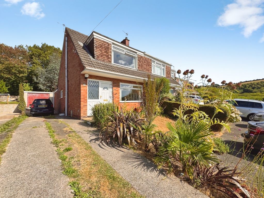 Property photo 1 of 31 5255953