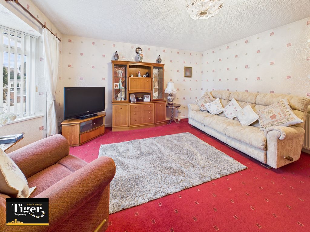 Property photo 3 of 18 Cam02176G0-Pr0788-Still011