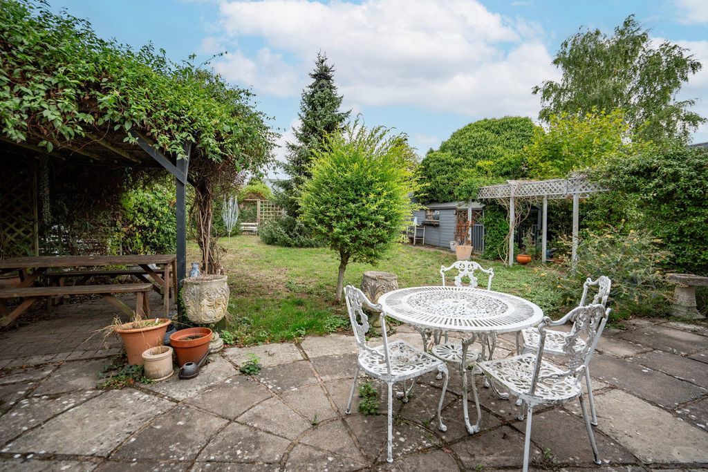 Property photo 3 of 27