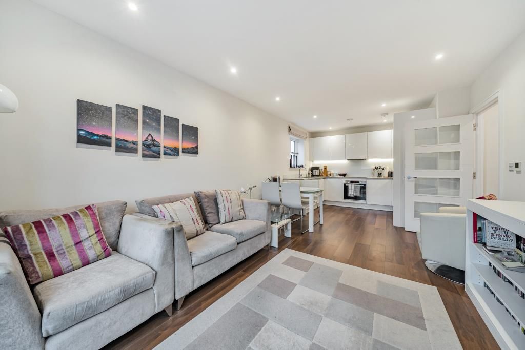 Additional image 19 of 2 bed flat for saleGreen Park, Reading, Berkshire RG2