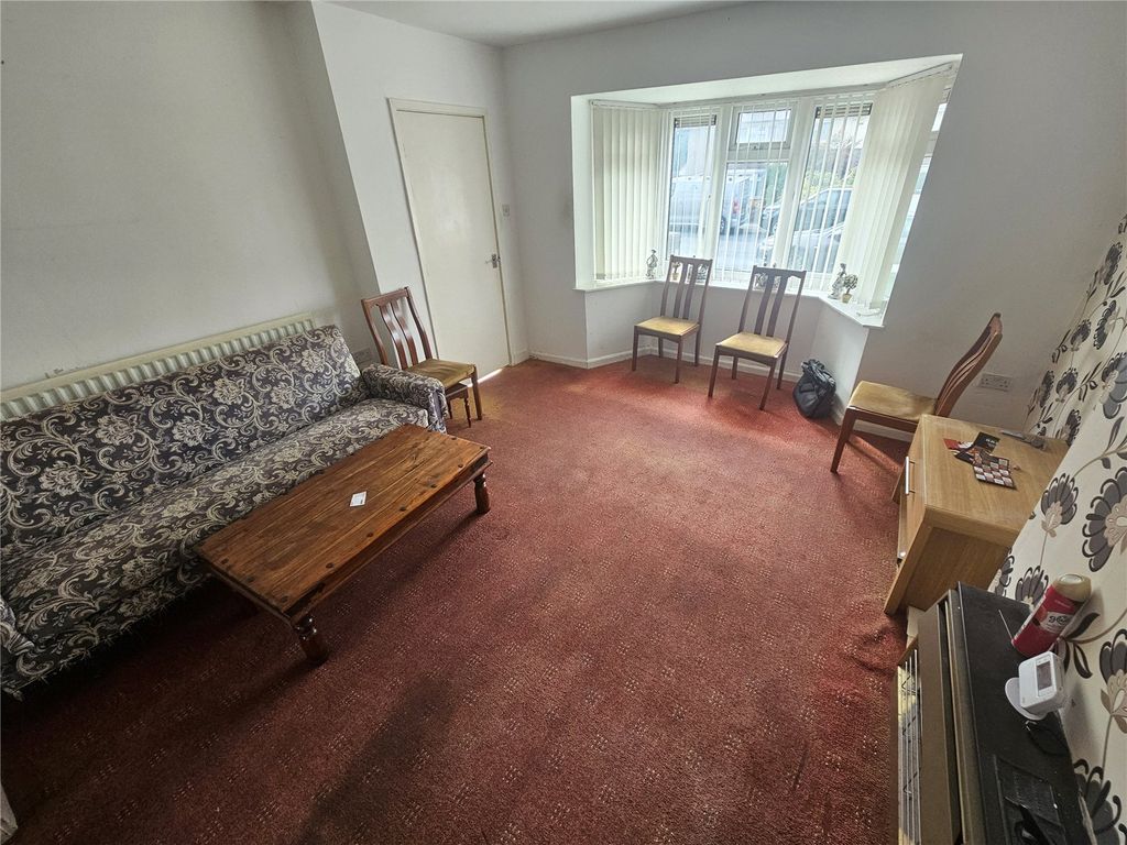 Property photo 3 of 13 Picture No. 11