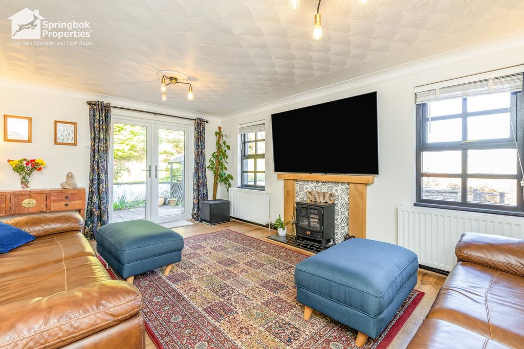 Property photo 2 of 31 Image 2