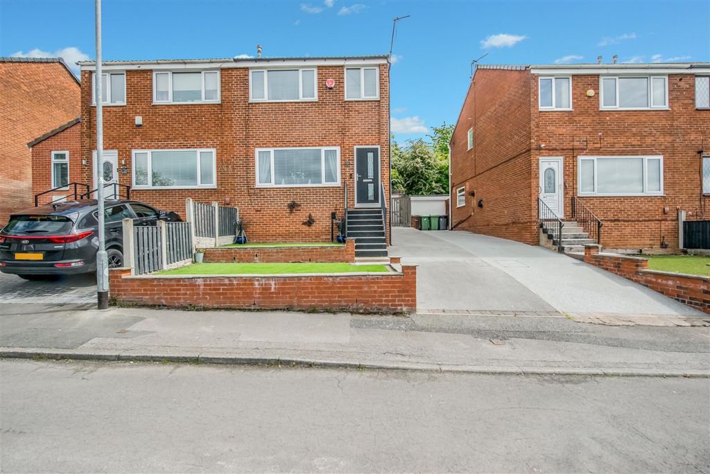 Property photo 1 of 20