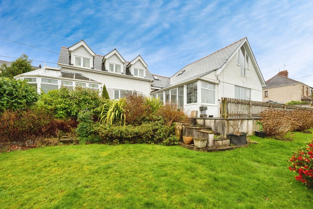 Property photo 1 of 23 Pbox-Img.Jpg