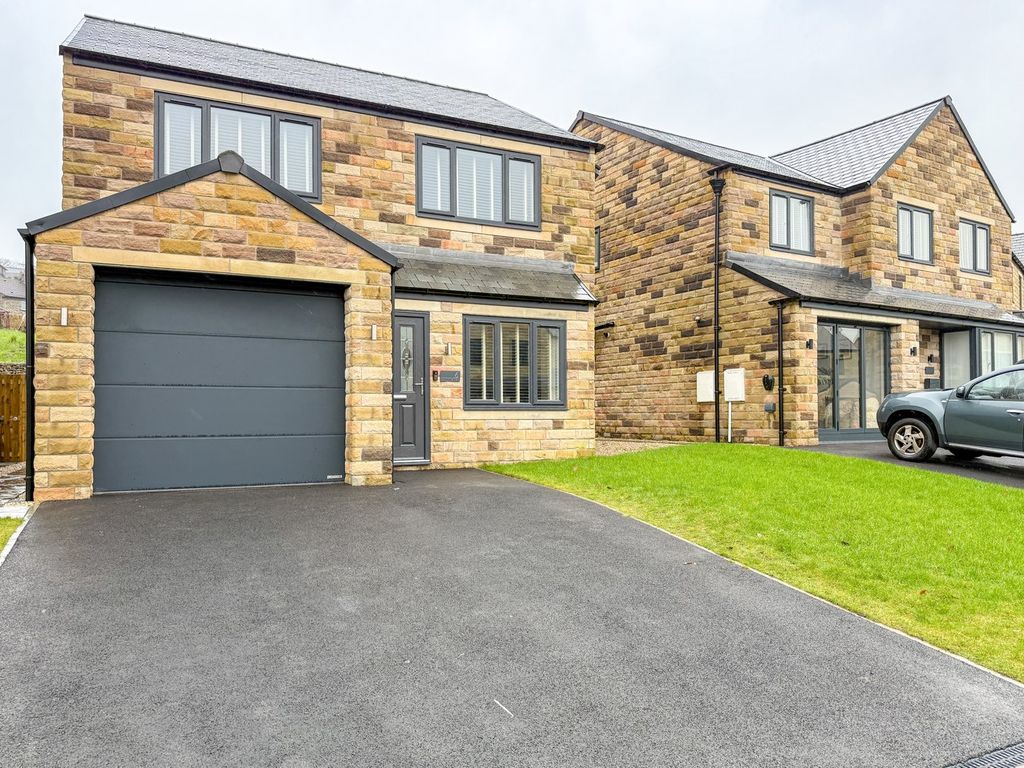 Property photo 3 of 31