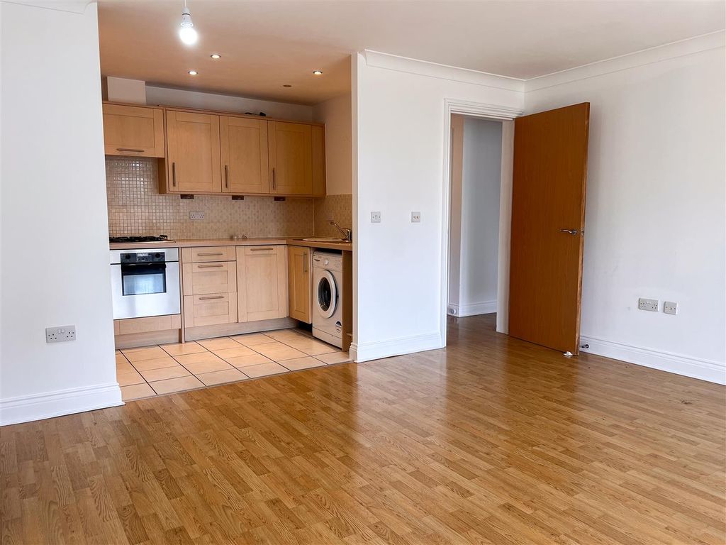 Property photo 1 of 8 Img_6639.Jpg