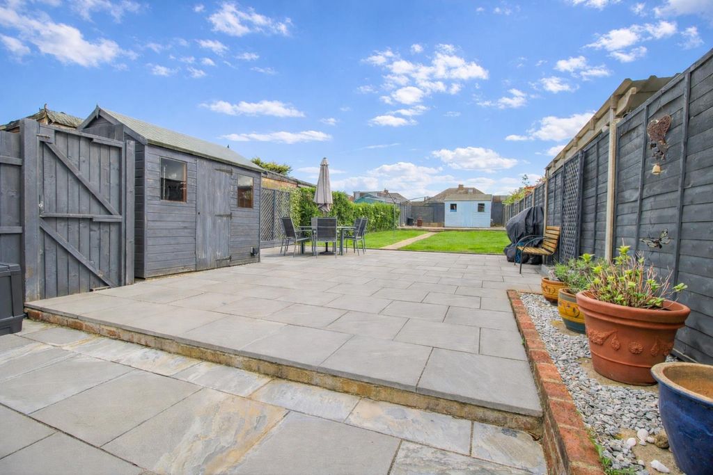 Property photo 2 of 17 Img4.Png