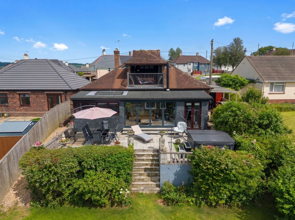 Property photo 1 of 27