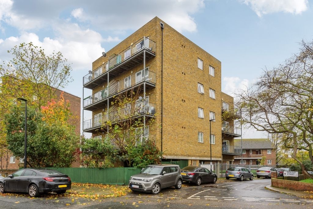 Property photo 1 of 1 External