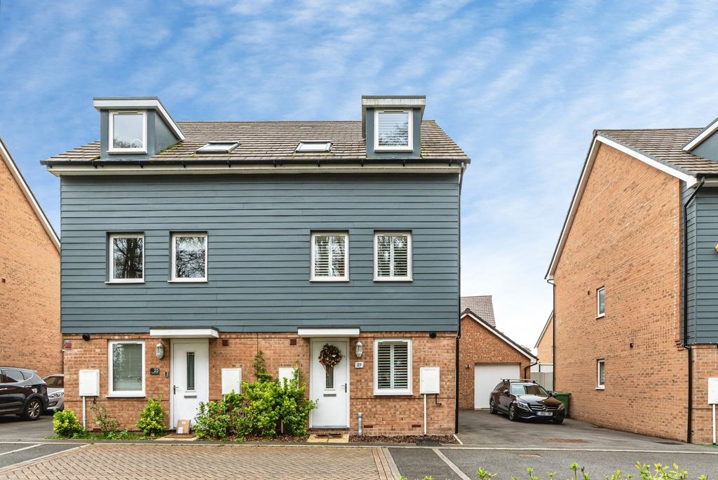 Property photo 2 of 20 Pbox-Img.Jpg