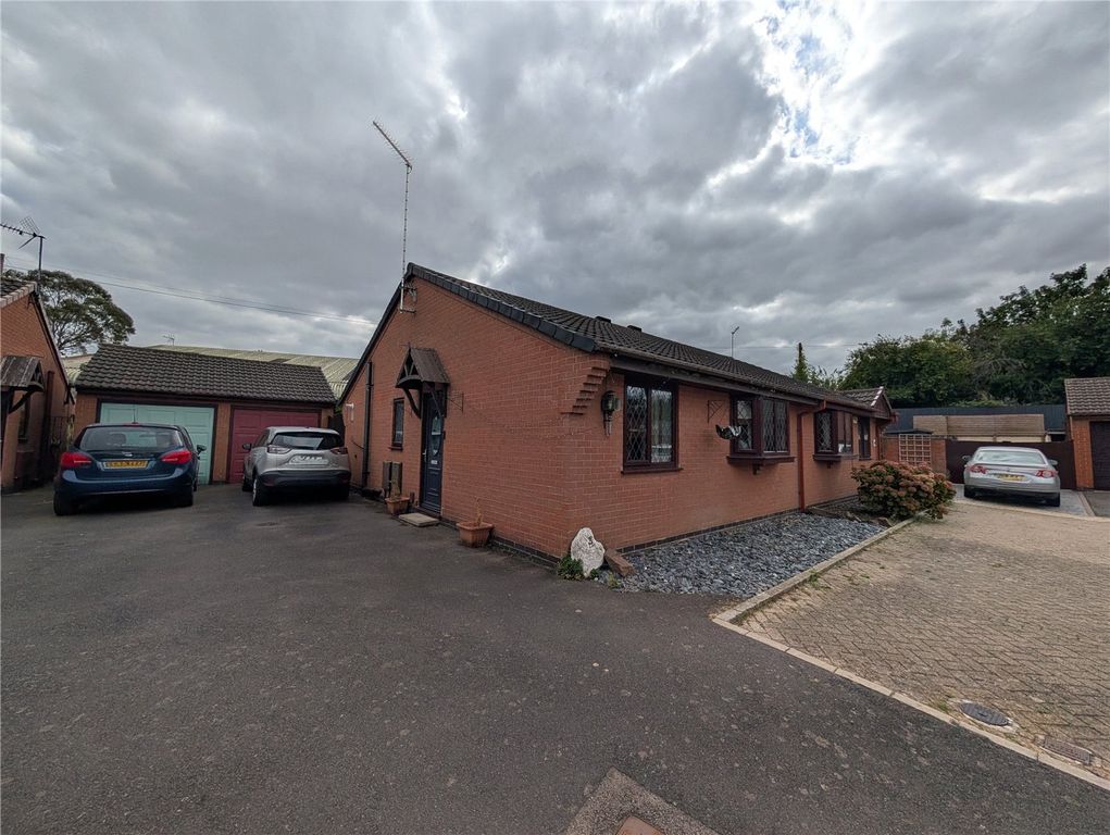 Property photo 2 of 15 Picture No. 25