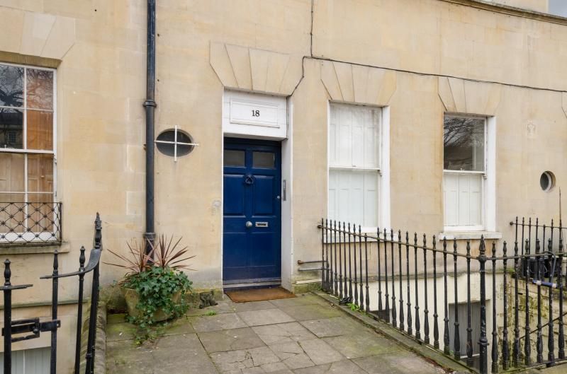 Property photo 1 of 10 View