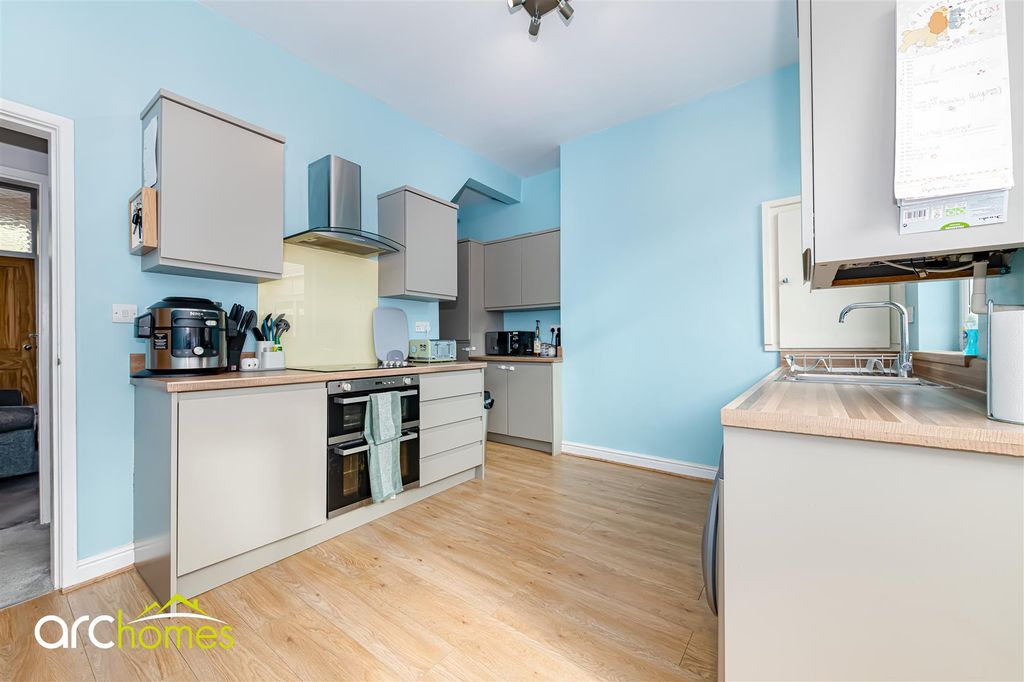 Property photo 3 of 22 Hamblett-5.Jpg