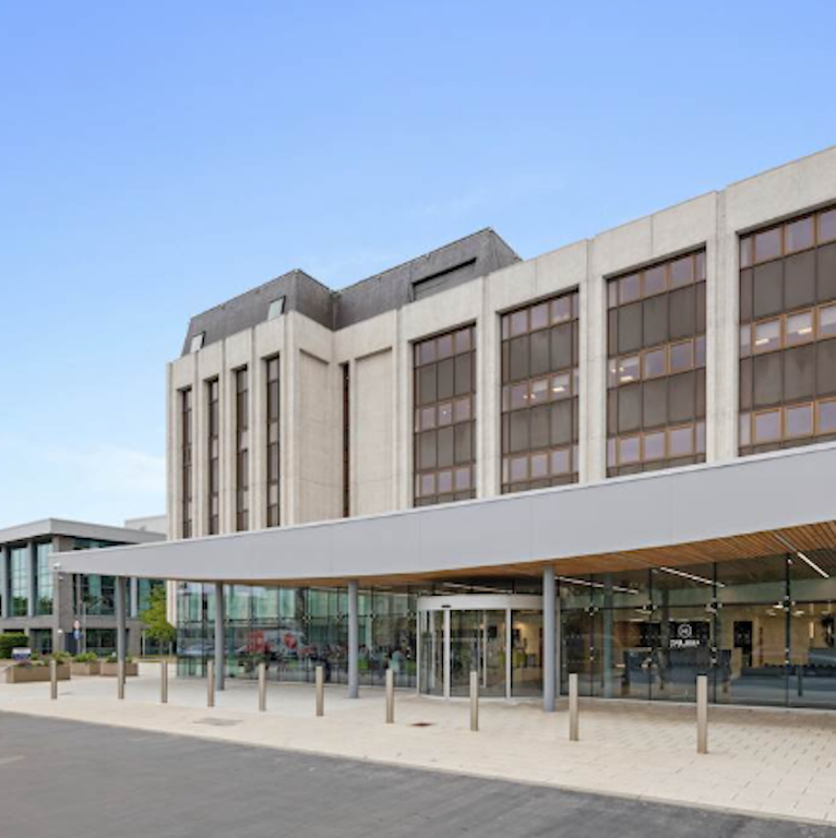 Property photo 1 of 8 Photo 0